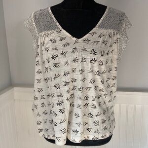 Lucky Brand White and Black Leaf Print Blouse
